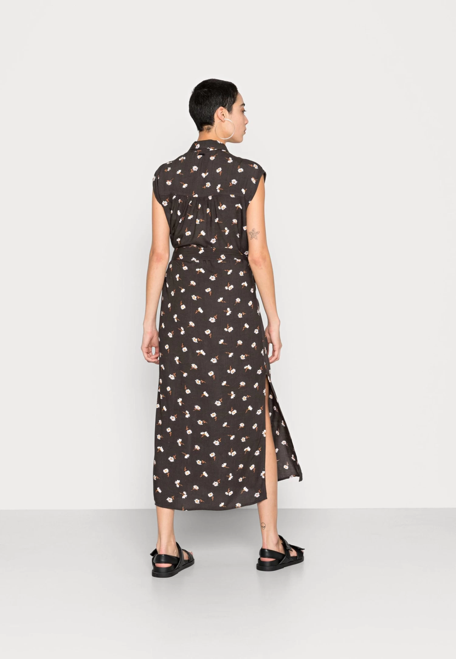 Billabong Little Flirt - Robe Chemise - Off Black – Image 3